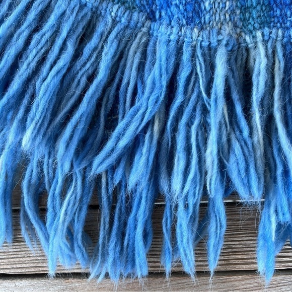 Handmade 100% Wool Fringe Poncho Artesania King Uruguay Blue Stripe Woven Medium - Picture 9 of 13